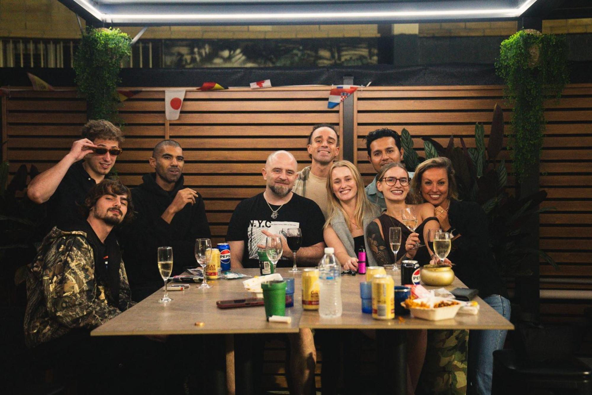 Capsuleaccom Hostel Гоулд Коуст Екстериор снимка
